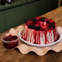 Torta de Frutas Vermelhas Casa das Massas Elis