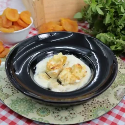 Trouxinhas de Queijo Gruyère com Damasco Casa das Massas Elis
